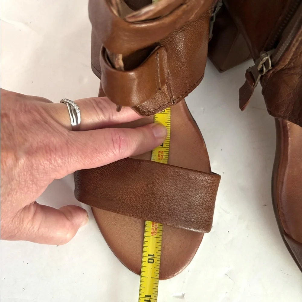 Miz Mooz brandy leather Azavea heeled sandals - Picture 14 of 14